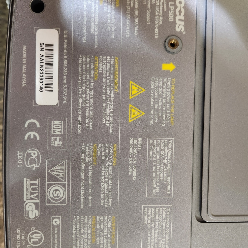 InFocus LP 500 Projector - Picture 5 of 7